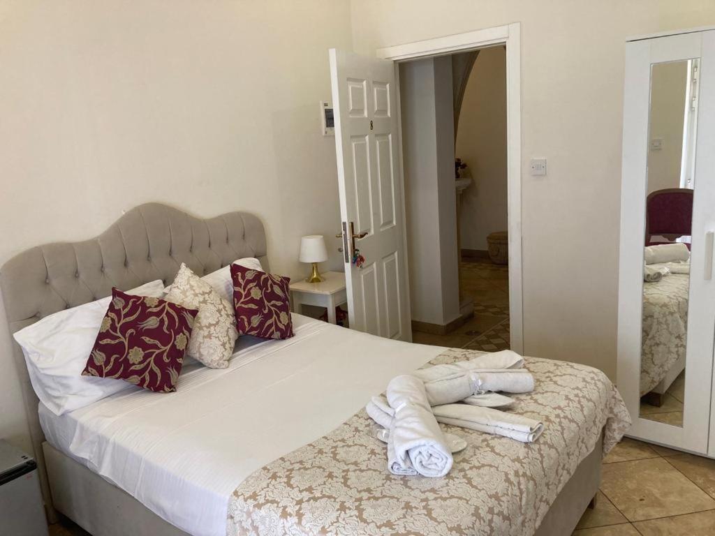 Lord's Residence Boutique Hotel Kyrenia  Extérieur photo