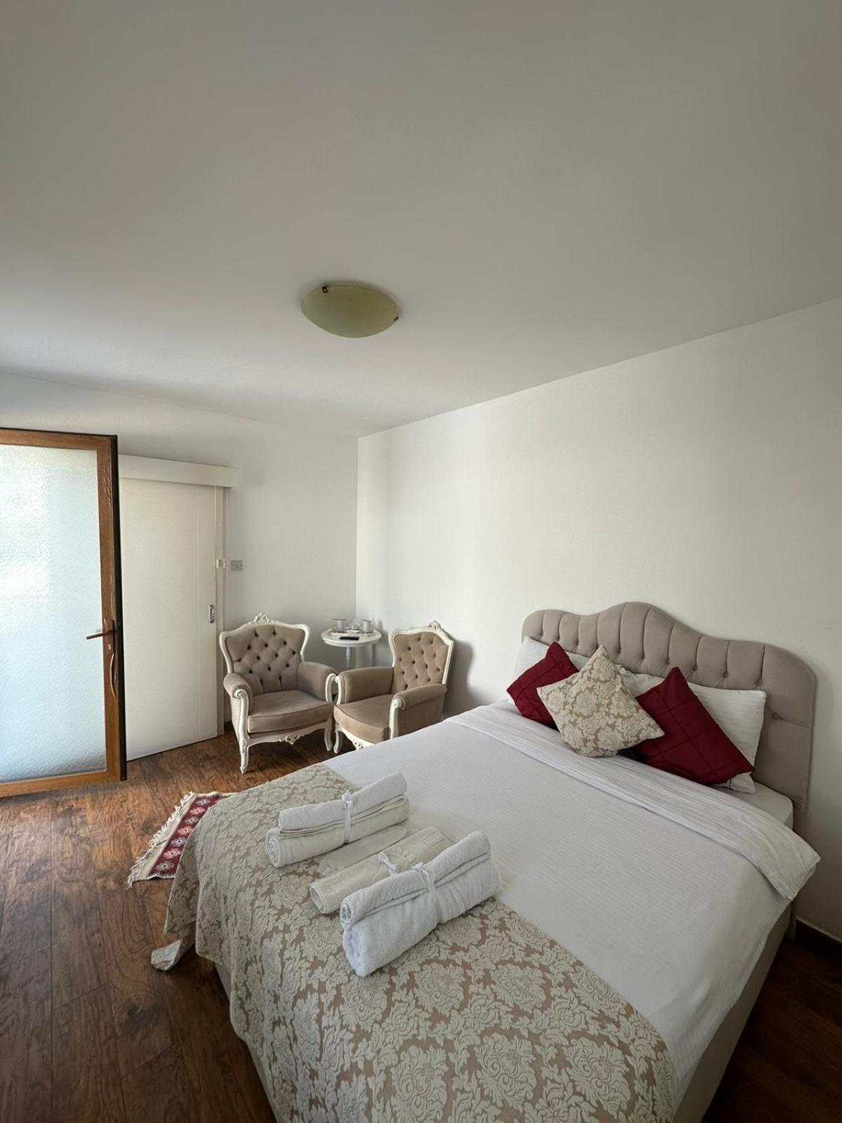 Lord's Residence Boutique Hotel Kyrenia  Extérieur photo