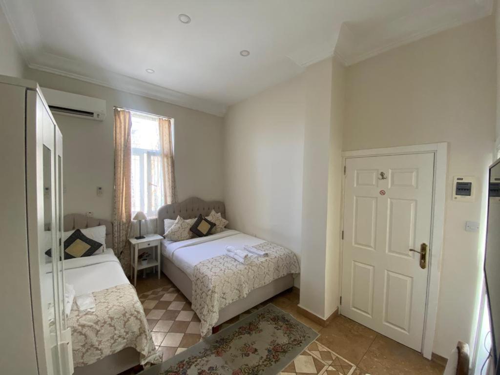 Lord's Residence Boutique Hotel Kyrenia  Extérieur photo