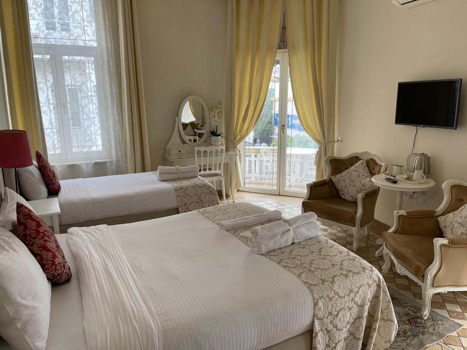 Lord's Residence Boutique Hotel Kyrenia  Extérieur photo